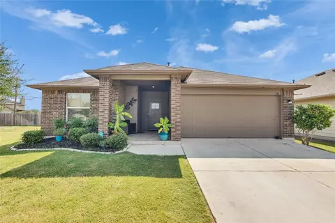 100 Quarton Dr, Hutto, TX 78634