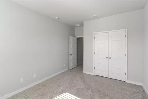 Bedroom - 162 Gunner Rd, Buda, TX 78610 photo 4 of 5