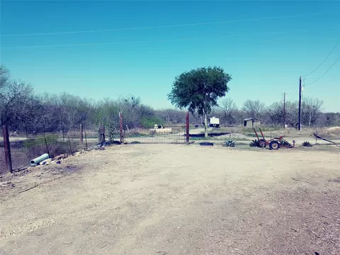 11717 Schriber Rd #B, Buda, TX 78610 photo 3