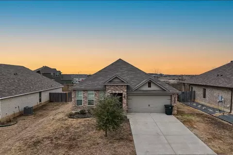 5905 Hercules Ave, Killeen, TX 76542