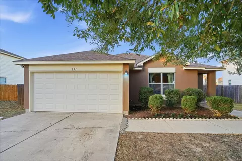 851 New Bridge Dr, Kyle, TX 78640