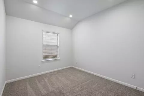 141 Hatari Trl, Jarrell, TX 76537 photo 18