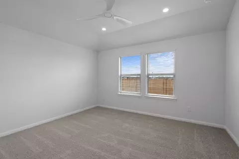 141 Hatari Trl, Jarrell, TX 76537 photo 11