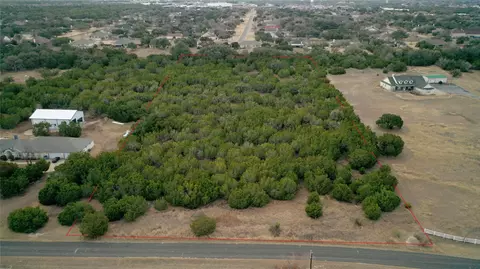 310 Sundance Trl, Liberty Hill, TX 78642
