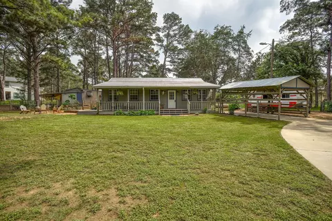 121 Pony Grass Ln, Bastrop, TX 78602