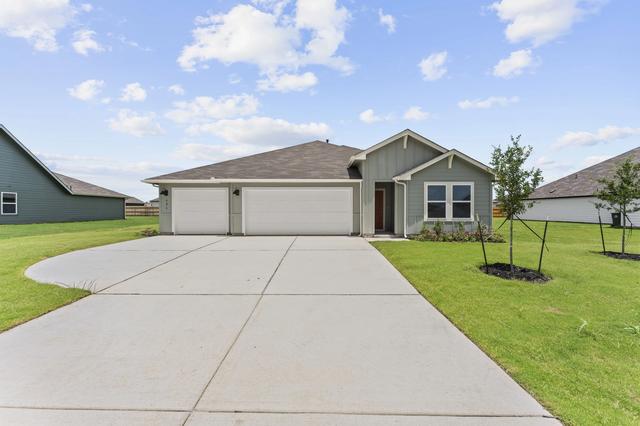 426 Kolbo Crossing Cv, Lockhart, TX 78644