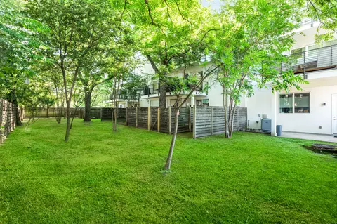 Exterior - 1801 E 2nd St #9, Austin, TX 78702 photo 6 of 9