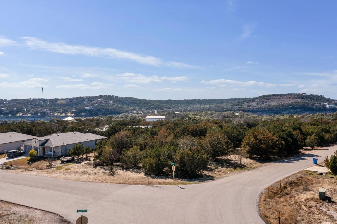 21415 Highland Lk Dr  