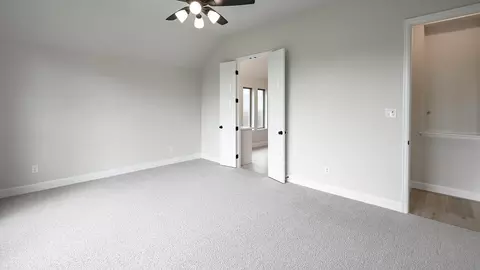 Bedroom - 308 Foxfire Cv, Lockhart, TX 78644 photo 3 of 4