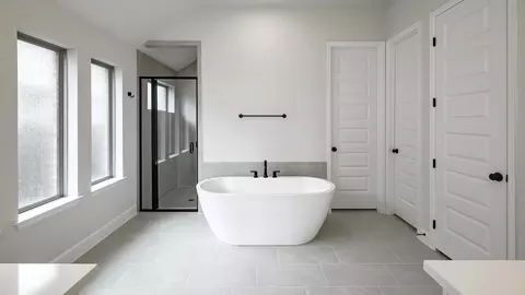 Bath - 308 Foxfire Cv, Lockhart, TX 78644 photo 1 of 4