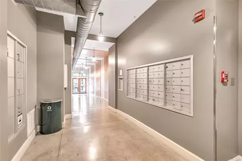 Entry Way - 2124 E 6th St #305, Austin, TX 78702 photo 3 of 3