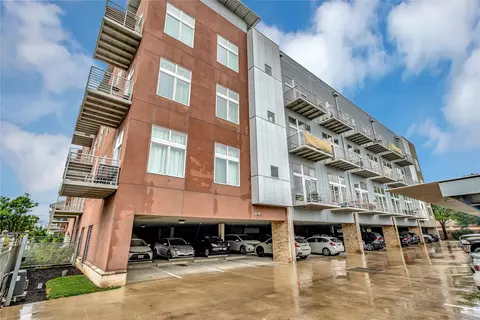 Exterior - 2124 E 6th St #305, Austin, TX 78702 photo 6 of 9