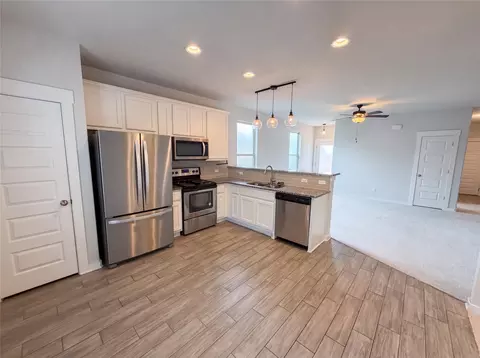 Kitchen - 105 Syrah Ct, Leander, TX 78641 photo 1 of 2