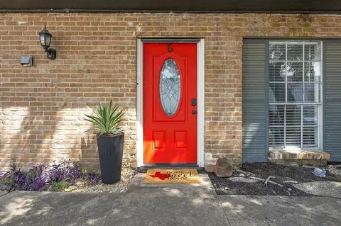 2300 Hancock Dr #6, Austin, TX 78756