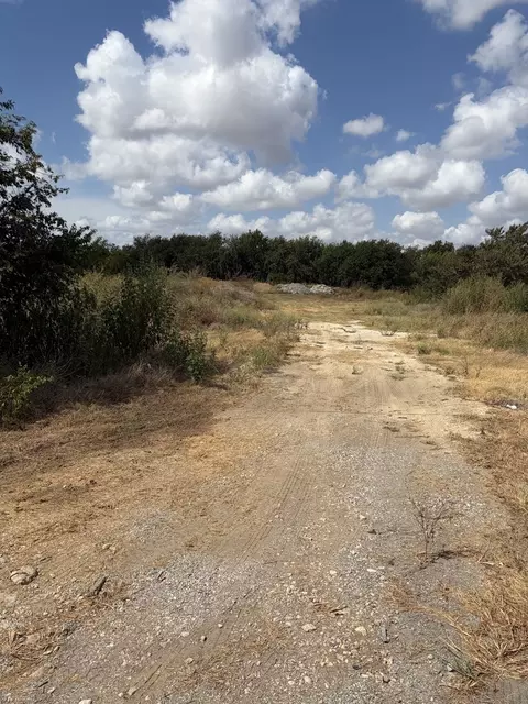 179 Evangeline Ln, Hutto, TX 78634