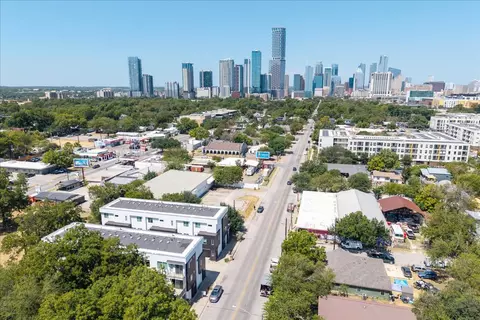View/Area - 1801 E 2nd St #8, Austin, TX 78702 photo 1 of 2