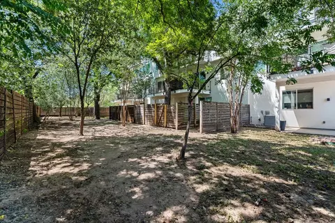Exterior - 1801 E 2nd St #8, Austin, TX 78702 photo 5 of 7