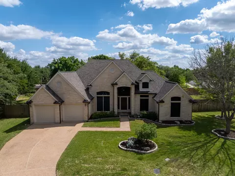 15825 Chatham Wood Dr, Austin, TX 78717