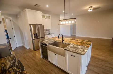 Kitchen - 111 Powder Rdg, Luling, TX 78648 photo 1 of 5