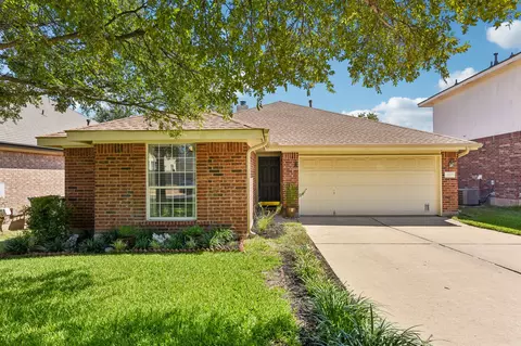 8105 Hawick Dr, Round Rock, TX 78681