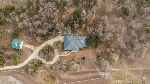 420 Rundberg Dr, Jarrell, TX 76537