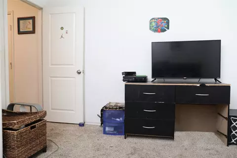 Bedroom - 17804 Rye Spring Dr, Elgin, TX 78621 photo 5 of 11