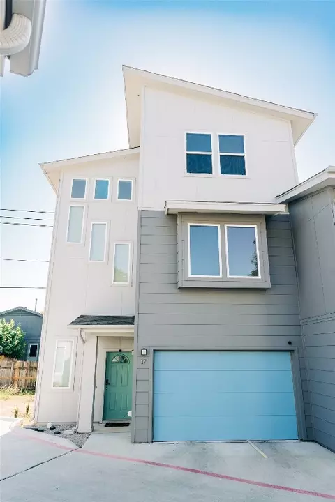 12500 Lamppost Ln #17, Austin, TX 78727