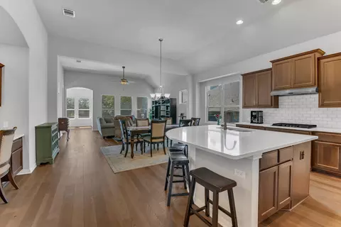 902 Catalina Ln, Austin, TX 78737