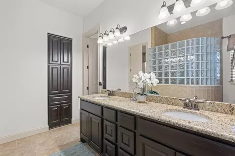 Bath - 1711 Manada Trl, Leander, TX 78641 photo 1 of 5