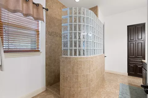 Bath - 1711 Manada Trl, Leander, TX 78641 photo 2 of 5