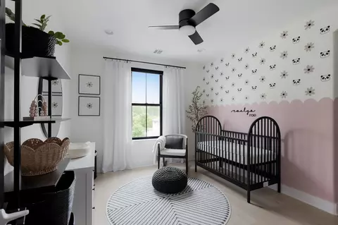 Bedroom - 104 Hollytree Ct, Georgetown, TX 78628 photo 7 of 8