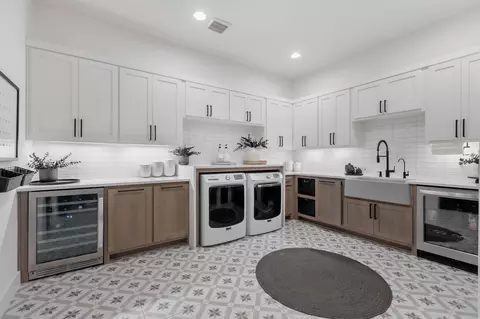 Other - 104 Hollytree Ct, Georgetown, TX 78628 photo 2 of 10