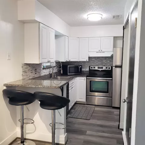 923 Vance Jackson Rd #504, San Antonio, TX 78201