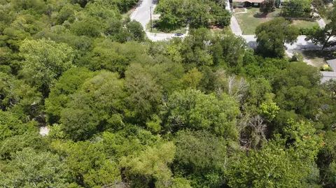 2502 Douglas St, Austin, TX 78741 photo 2