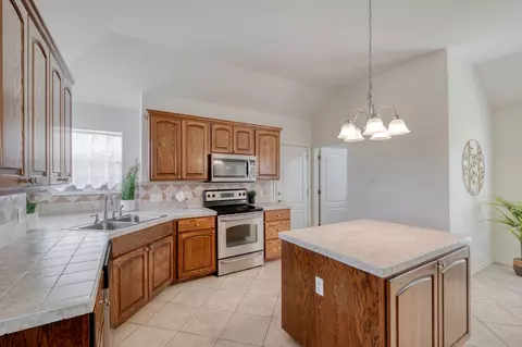 Kitchen - 341 Brown Rd, Mcdade, TX 78650 photo 2 of 4