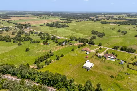 View/Area - 341 Brown Rd, Mcdade, TX 78650 photo 5 of 7