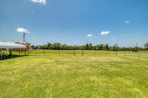 Exterior - 341 Brown Rd, Mcdade, TX 78650 photo 6 of 7