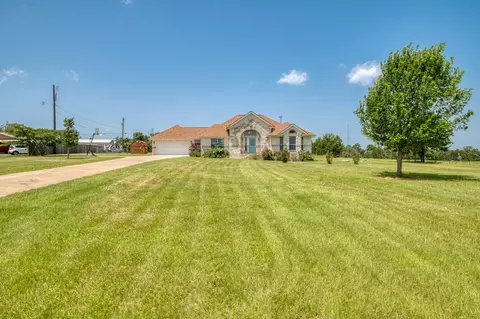 Exterior - 341 Brown Rd, Mcdade, TX 78650 photo 4 of 7