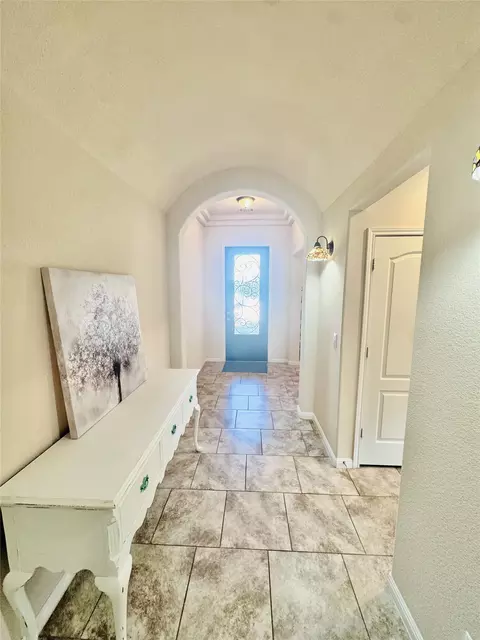 Entry Way - 413 Gettysburg Loop, Elgin, TX 78621 photo 2 of 3