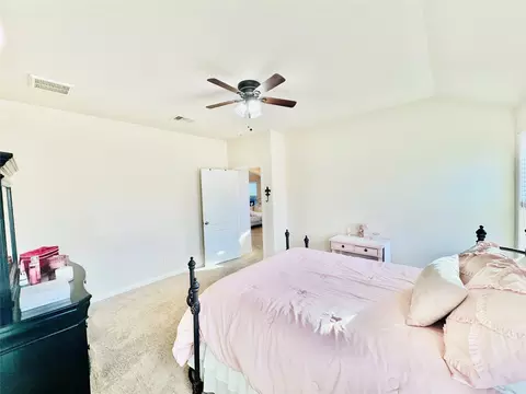 Bedroom - 413 Gettysburg Loop, Elgin, TX 78621 photo 5 of 5