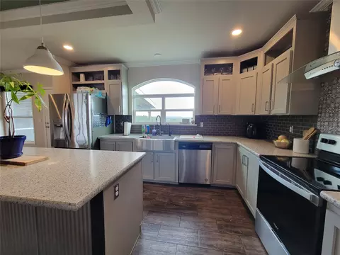 Kitchen - 247 Daniel Dr, Bertram, TX 78605 photo 2 of 5