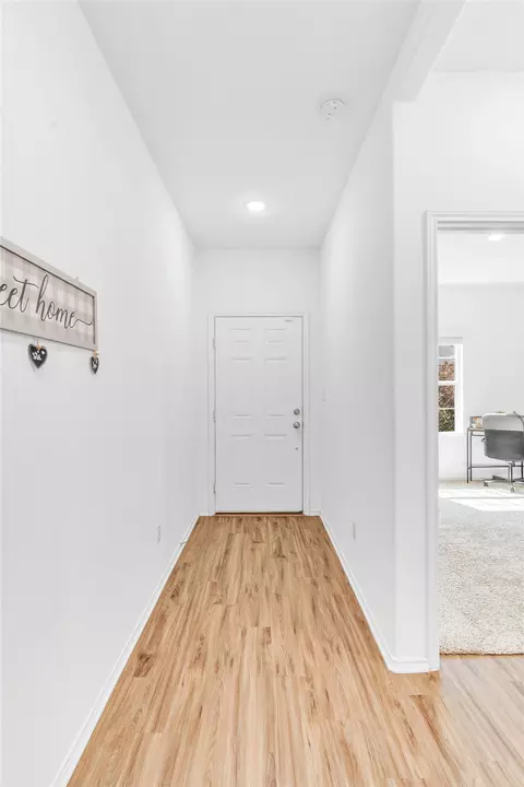 Entry Way - 212 Flint Mountain Rd, Georgetown, TX 78628 photo 1 of 3