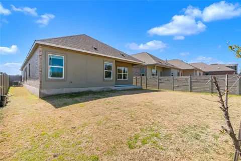 Exterior - 212 Flint Mountain Rd, Georgetown, TX 78628 photo 4 of 5