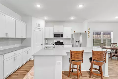 Kitchen - 212 Flint Mountain Rd, Georgetown, TX 78628 photo 2 of 2