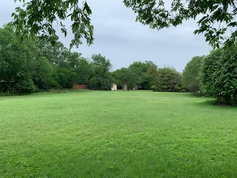 1112 E 8th St, Georgetown, TX 78626