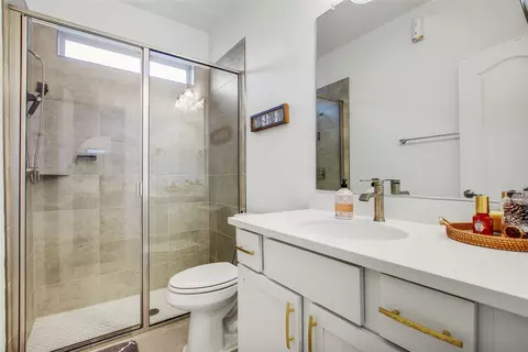 Bath - 104 Millbend Rd, Georgetown, TX 78633 photo 1 of 5