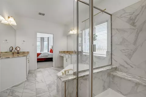 Bath - 104 Millbend Rd, Georgetown, TX 78633 photo 3 of 5