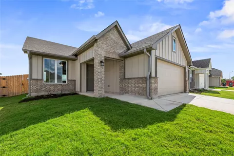 Exterior - 251 Gus Loop, Georgetown, TX 78626 photo 2 of 4