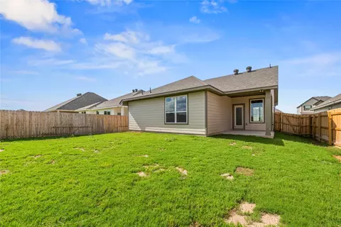 Exterior - 251 Gus Loop, Georgetown, TX 78626 photo 4 of 4