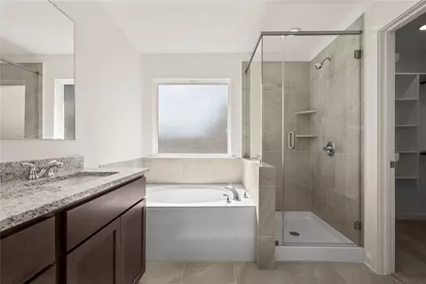 Bath - 251 Gus Loop, Georgetown, TX 78626 photo 3 of 3
